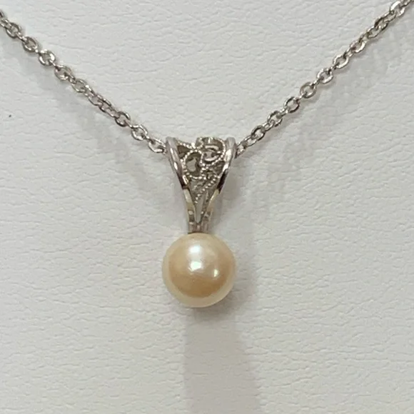 Vintage AMCO 14K Gold Overlay Pearl Pendant Necklace - Picture 4 of 6